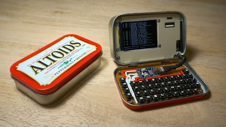 Exemplo de Cyberdeck customizado modelo 1